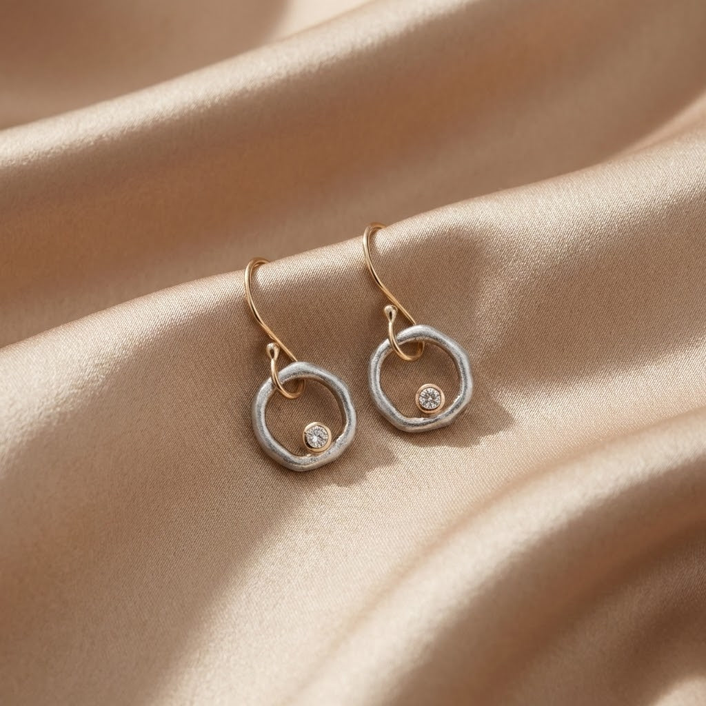 Vintage-Ohrringe aus Gold und Silber mit Zirkonia
